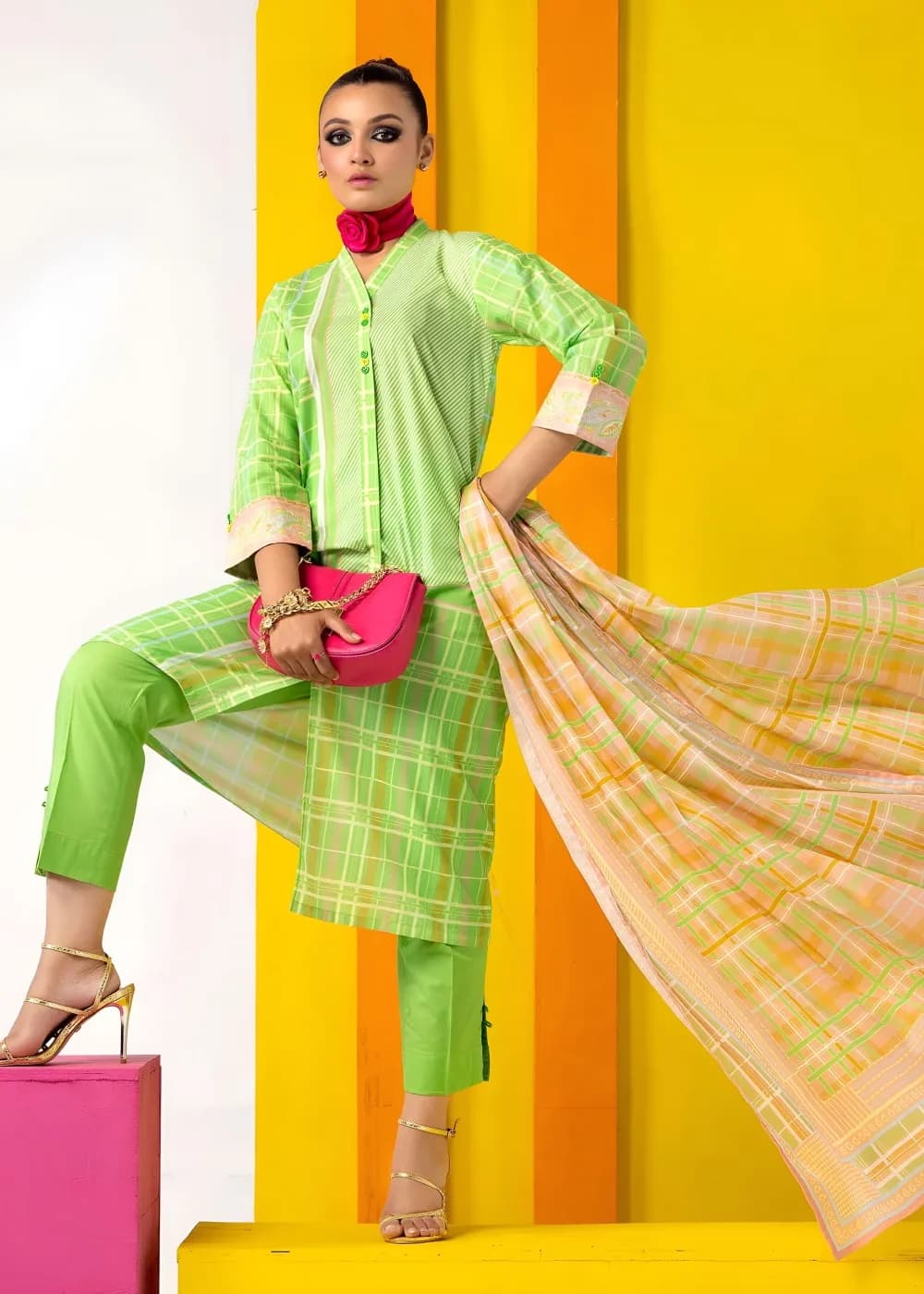 Gul Ahmed 3-Piece Printed Lawn Unstitched Suit – CL-42148